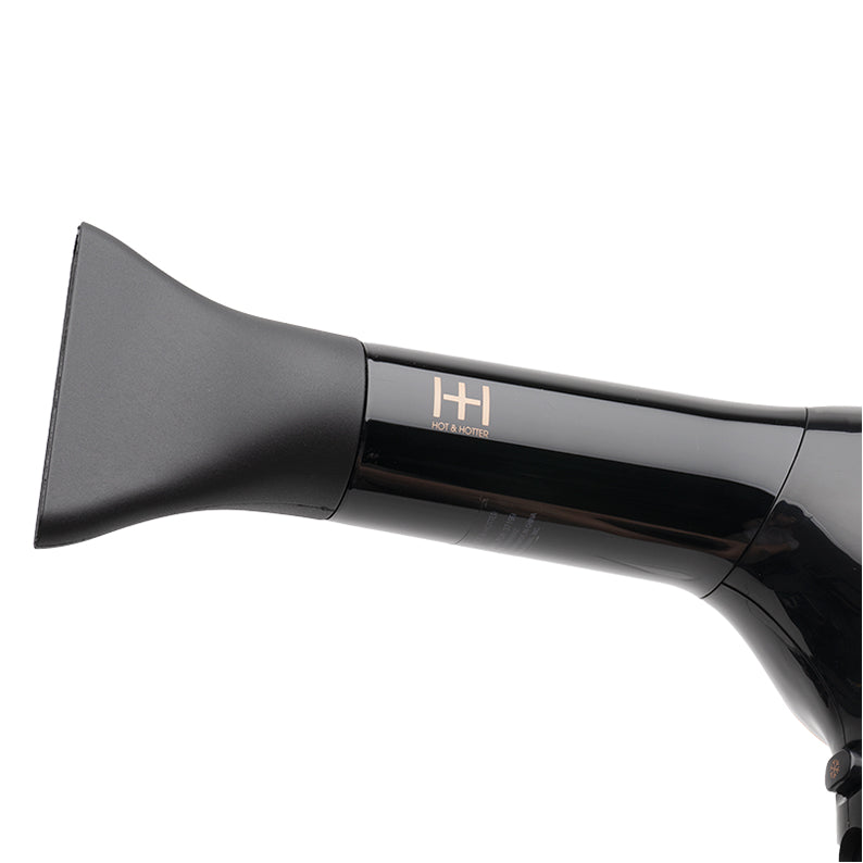 ANNIE ceramic ionic hair dryer black glossy with concentrator nozzle and ergonomic handle close up