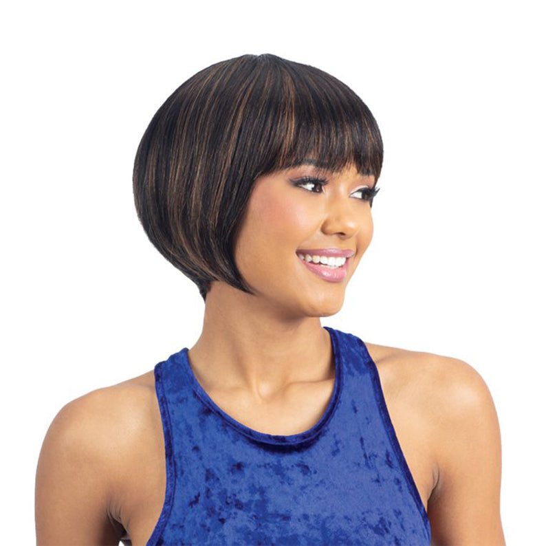 SHAKE N GO Brazilian human hair wig short sleek bob with bangs in brown with subtle highlights