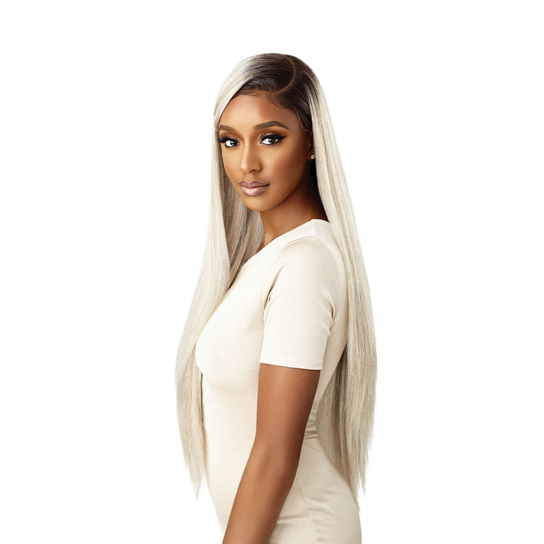 OUTRE Lace Front Wig Sleeklay Part DARBY