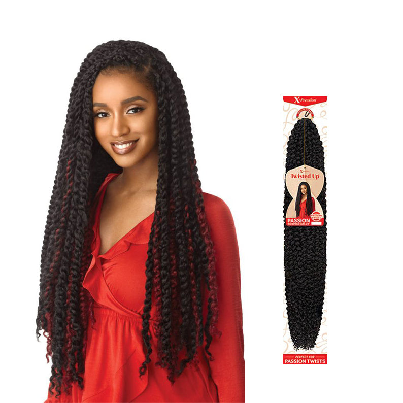OUTRE bohemian curl passion twists 24 inch braid shown on model with long curly black twists
